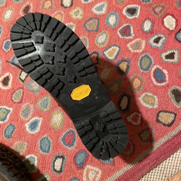 Alico Tahoe hiking boot size 7.5 womens euc worn a couple of times - I need 7 - Picture 5 of 7